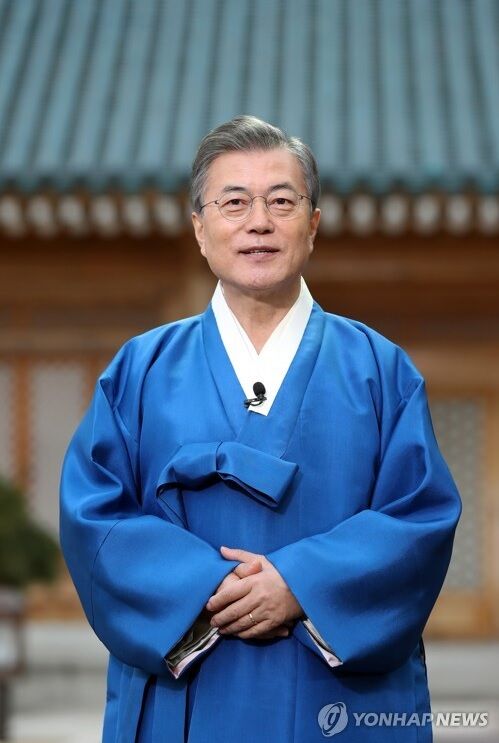 韩国总统文在寅(图片来源:韩联社/青瓦台提供)
