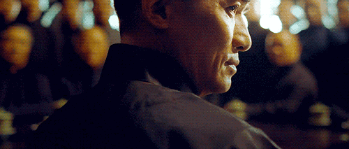 而且 跟几百人一起pk品酒 恐怕更是喝了一辈子酒都没干过的事 哥们