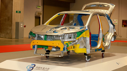 车身技术获权威机构认证点赞 东南汽车实力诠