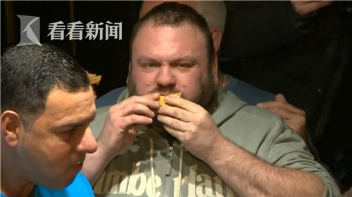 老总咳嗽视频_咳嗽卡通图片(3)