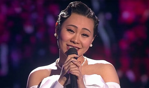参考消息:北京女孩成俄版“好声音”明星 自称莫斯科女郎