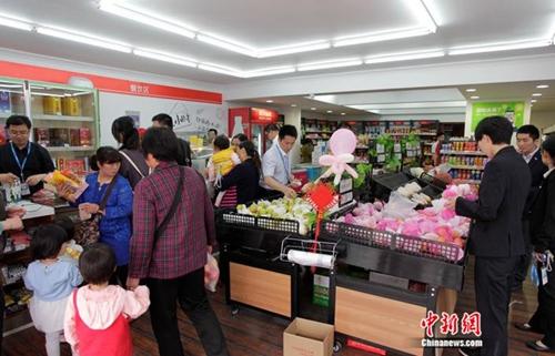 苏宁明年将开1500家苏宁小店 打响互联网零售