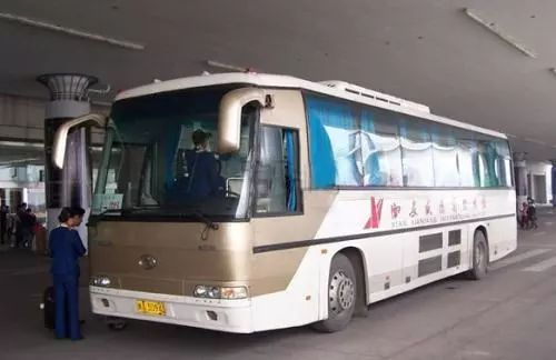 tBcs-fyrcsrw2318395.jpg