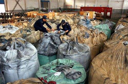“洋垃圾”禁令让美国措手不及 拟转移出口至东南亚