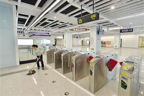 铜鼓文化贯穿地铁2号线全线|装修|铜鼓|钢板