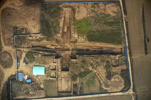 校! 地铁站 飞机场 …居然在大学校园里|西安邮