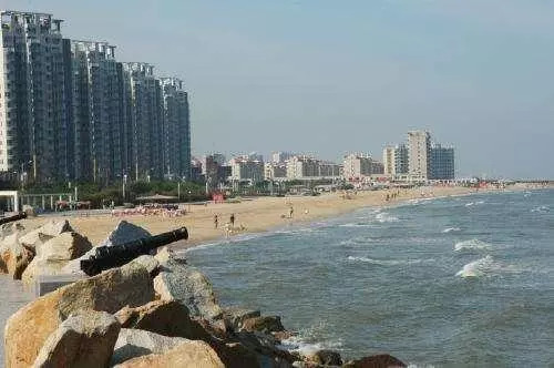 龙口市2020gdp_山东龙口市、胶州市19年GDP均超千亿元,那么经济总值约相差多少(2)