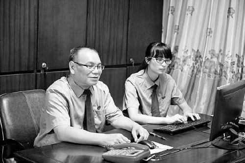 “三个大厅”随时向群众敞开