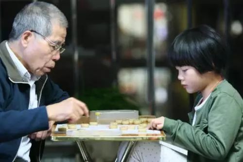 中国象棋棋手李来群_象棋棋手收入