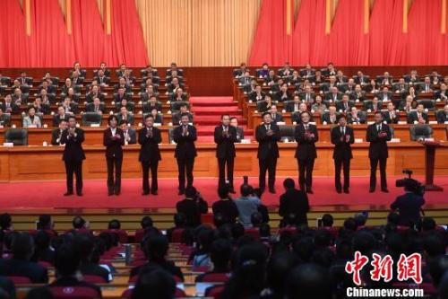 图为重庆市人民政府市长、副市长集体亮相。 陈超 摄