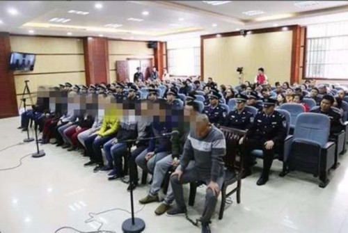 广西黑社会团伙称霸当地多个乡镇 16人被诉上