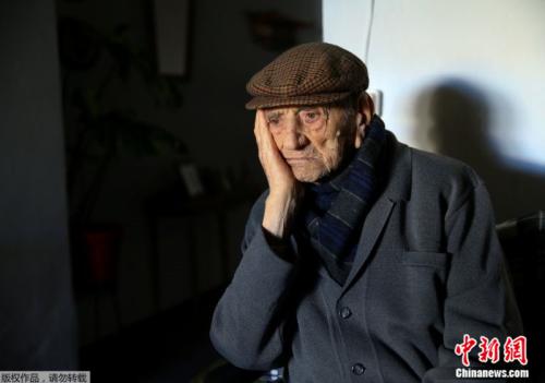 中国新闻网:世界最长寿男性在西班牙去世 享年113岁(图)
