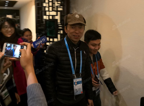 前方直击】互联网大会开幕前夜 马化腾丁磊张