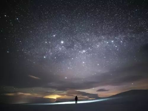 夜读丨锅里的两只青蛙(深度好文)