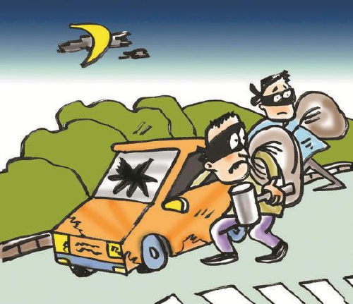 5人盯上僵尸车组团盗窃 一条龙洗白微信卖车