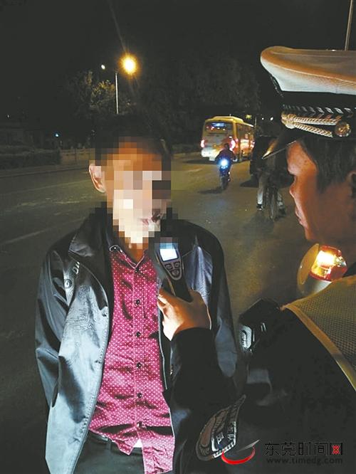 东莞交警邀9名老司机模拟考科目二|酒驾|查处|