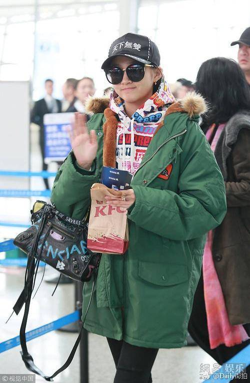 关晓彤和井柏然同框,鹿晗这秘密终于被捅破,格