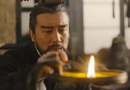 一個眼神暗示司馬昭之心，《虎嘯龍吟》的隱藏信息你能get到多少？