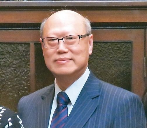 前任“领务局长”龚中诚说，他离开职务时，旅行证件业务充其量只是启动阶段，他没有核定任何事。（图片来源：台湾《联合报》）