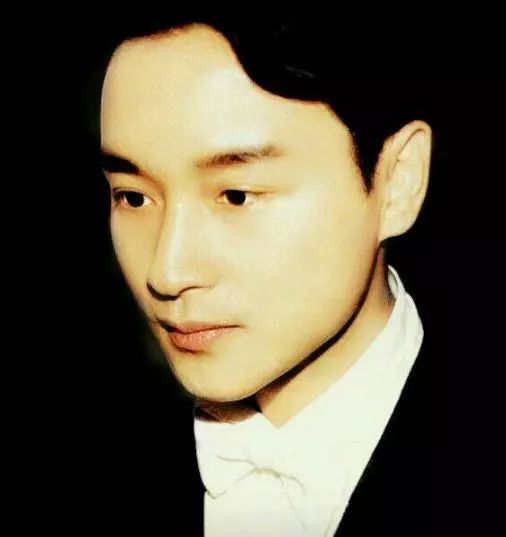 香港十大男星年轻时的帅照,你心里排第一的是