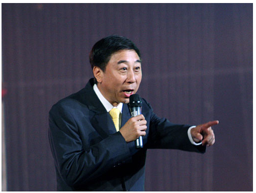 知名演员冯巩首次当选民革中央副主席