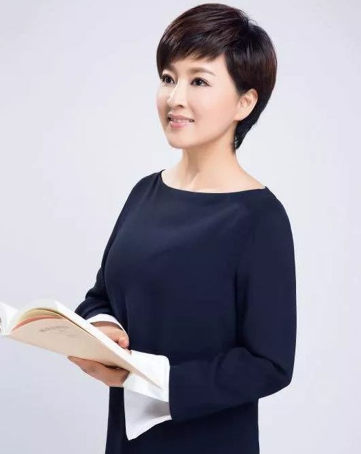 贵州分会场主持人窦爱莉