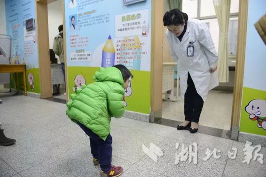图片来源:湖北日报 记者:余瑾毅