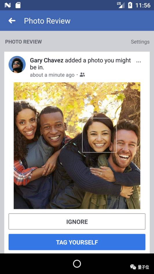 如果朋友上传了有你的照片，你会收到推送