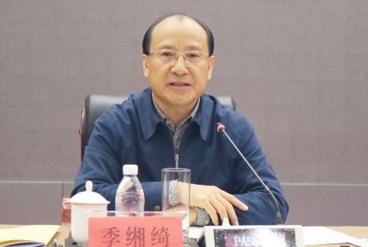 员工凑钱搭伙做饭 官方:这叫办食堂 罚15万 | 合