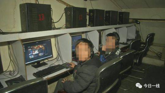 黑网吧容留未成年人 电脑中暗藏300G色情电影(图)