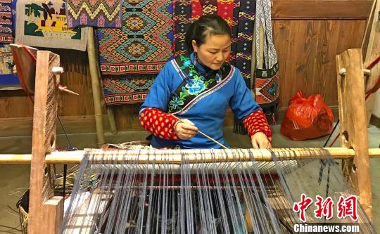 湖北恩施探索“互联网+旅游+扶贫”助力全面小康