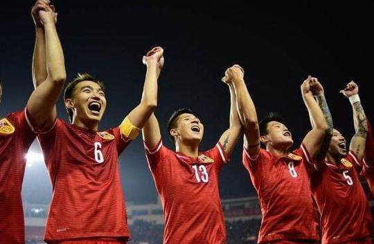 CCTV5全年收视率排行:国足12强赛赛事占据前