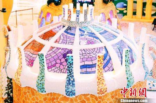 色彩绚丽的马赛克拼贴。 官方供图 亚洲最大规模高迪主题展登陆上海(图3)