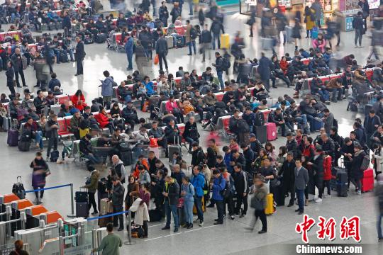 铁路上海站迎来今年第1亿名离沪旅客|虹桥|高铁
