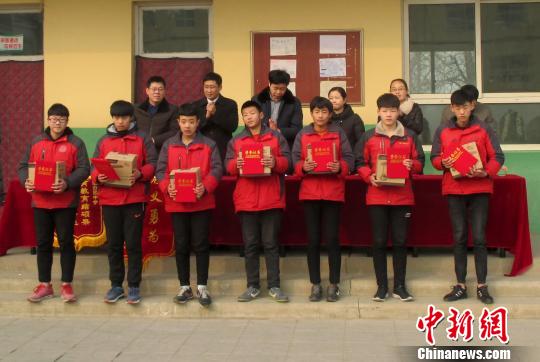 河北保定近期数起破冰救人事迹引关注|保定|