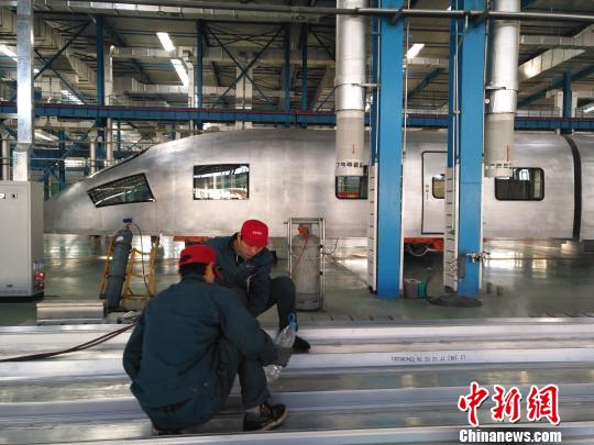 沈阳利源轨道企业生产车间。(资料图) 赵桂华 摄