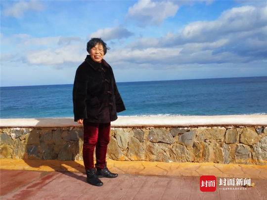 唐家翠在地中海。