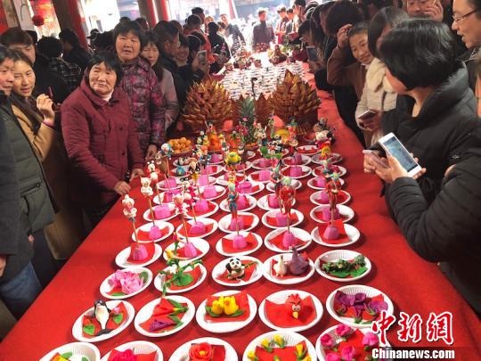 浙江非遗“杭坪摆祭”现场：精美米塑栩栩如生