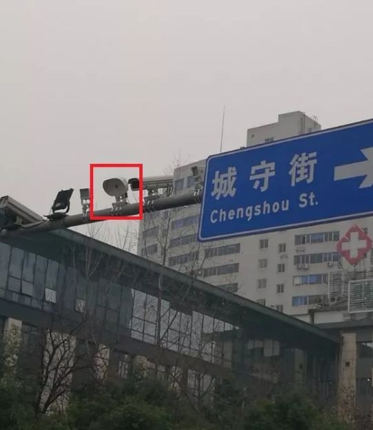 抓拍乱鸣笛 成都交警启用声呐电子眼