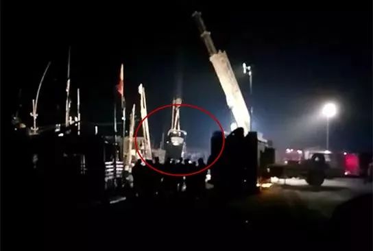 ҬƵͻһСγ̰Ӻ׹3Ů