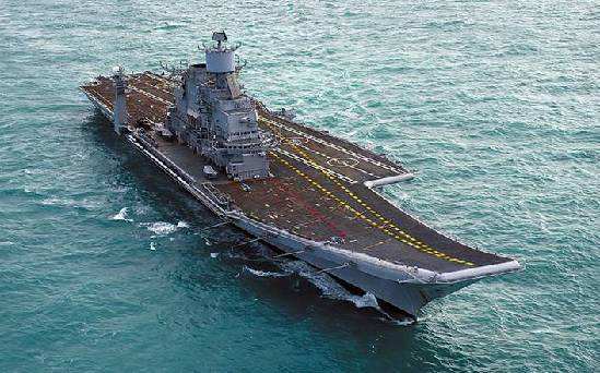 图为印度海军“维克拉玛蒂亚”号航空母舰