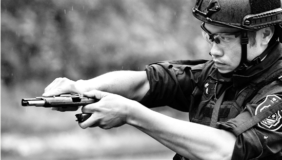杭州特警枪王是怎样炼成的|突击队|手枪|新警