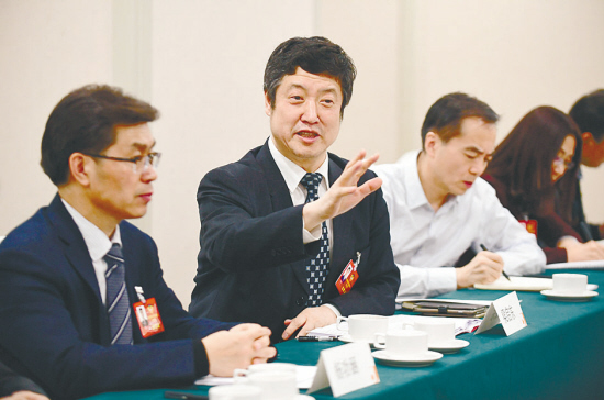 心聚力 克难攻坚 不忘初心 埋头苦干 --市政协十