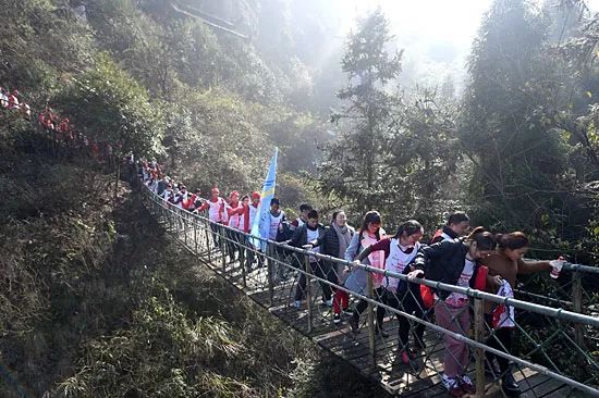 登高向上 与体彩一起拥抱健康|健身|彩票|活动