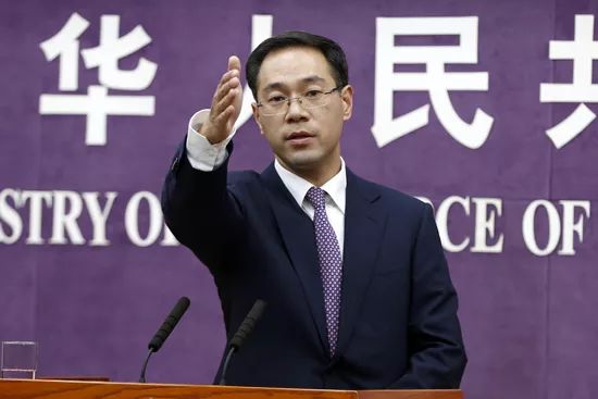 点击查看大图 ▲中国商务部新闻发言人高峰