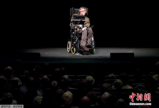 “轮椅上的物理学家”霍金逝世 曾祝福中国考生