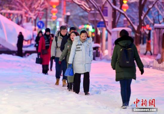 中国新闻网:中央气象台发布暴雪黄色预警 陕西、河南局地有暴雪