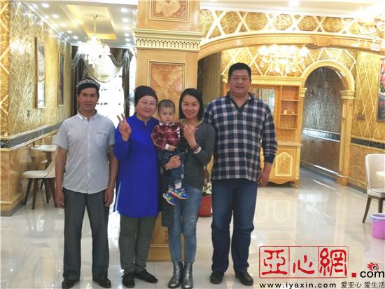 新疆呼图壁县真情融入 真心帮扶 民族团结永远