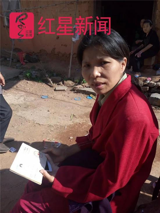 人大女毕业生伍继红搬新房只想工作哪怕去洗碗