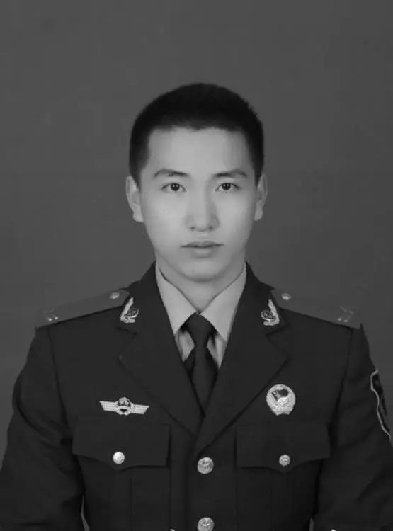 位战士把生命留在了救火战场…|救火|消防员|抢